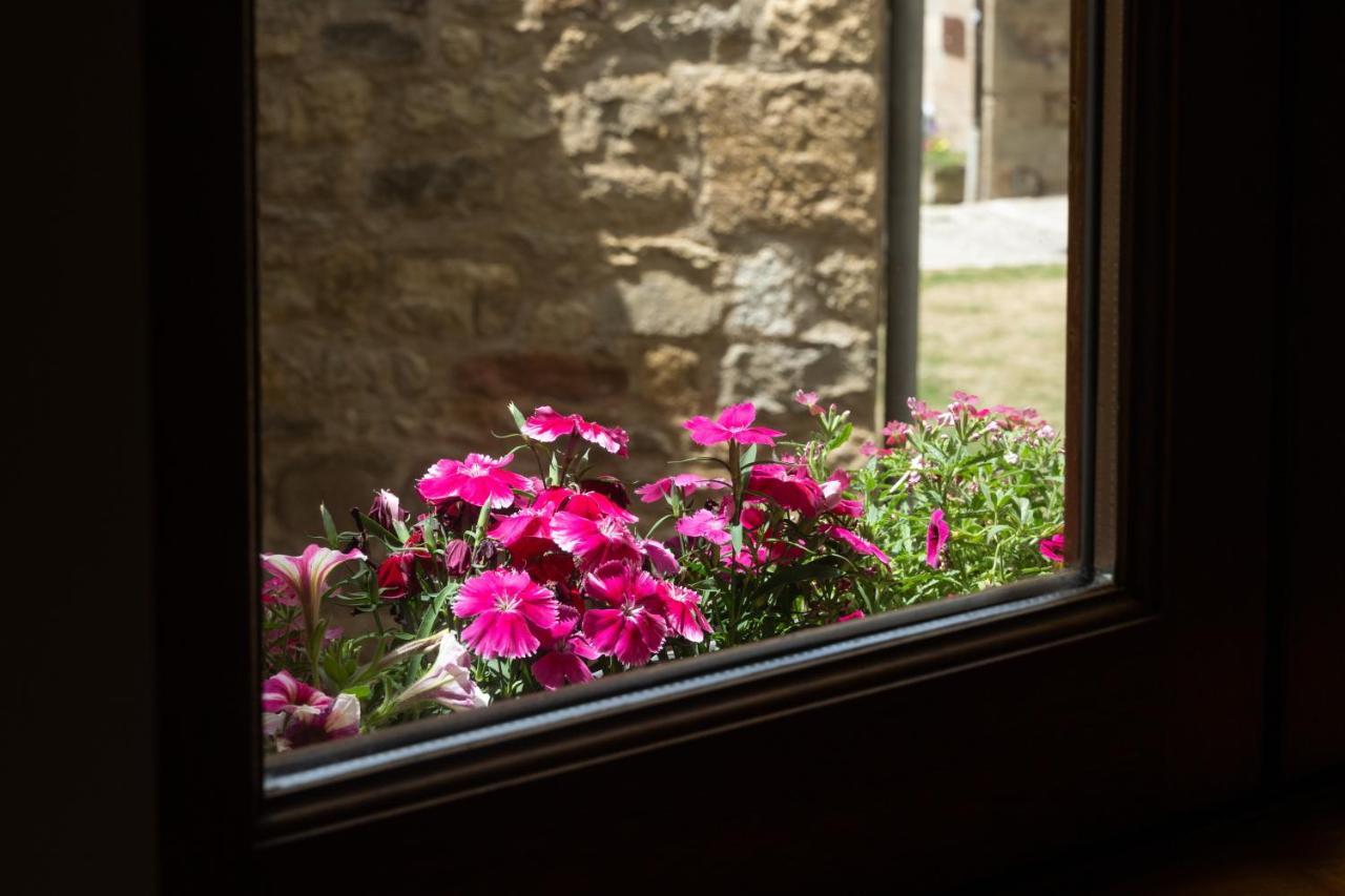 La Maisonnette Etape De Saint-Come D'Olt Villa Exteriör bild