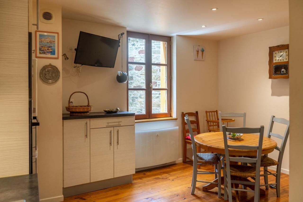 La Maisonnette Etape De Saint-Come D'Olt Villa Exteriör bild