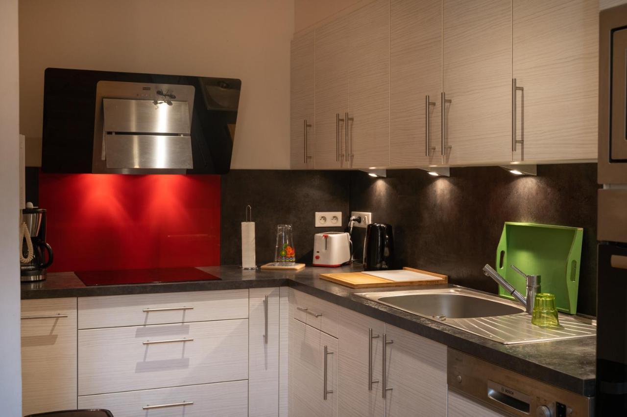 La Maisonnette Etape De Saint-Come D'Olt Villa Exteriör bild